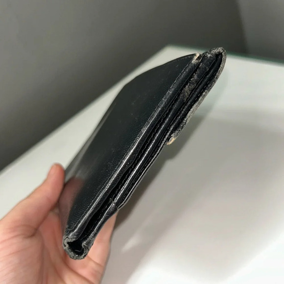 Prada Black Saffiano Leather Wallet (missing clamp) - Picture 13 of 15
